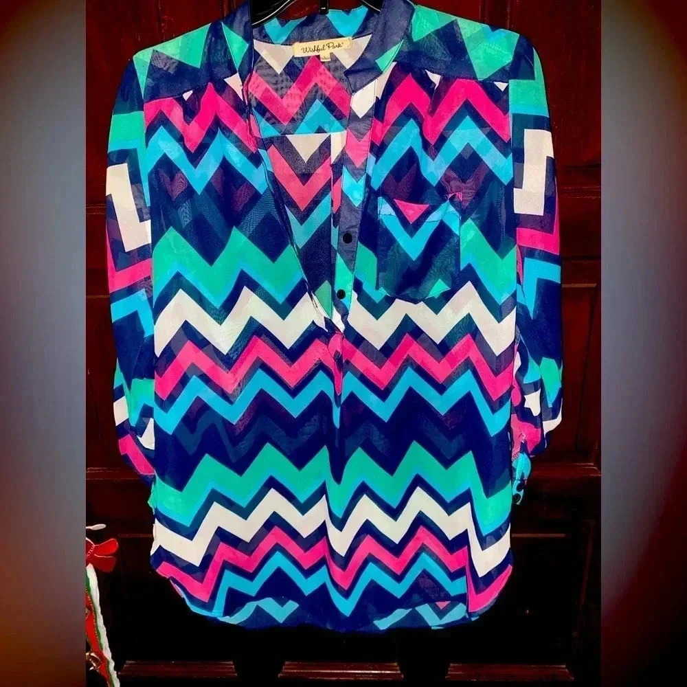 Wishful Park 's Blouse Size L,  Turquoise, Polyester​